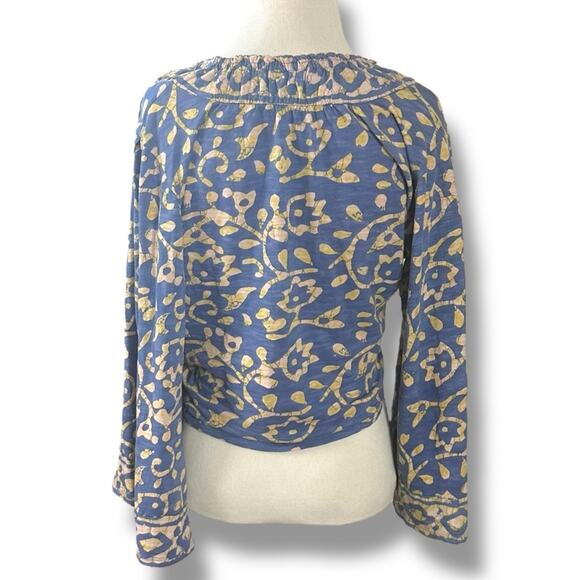 Free People Retro 70s Bohemian On The Block Top in Blue Large V Neck Bell Sleeve - Picture 9 of 16